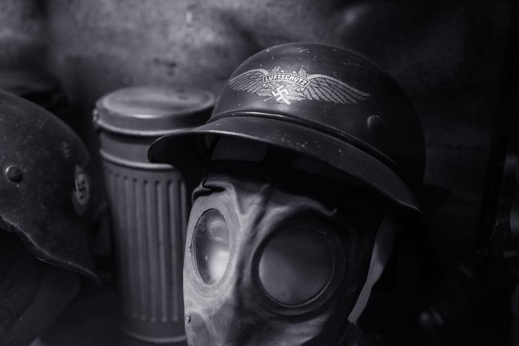  The mystery of Atlantis in a mysterious Nazi bunker